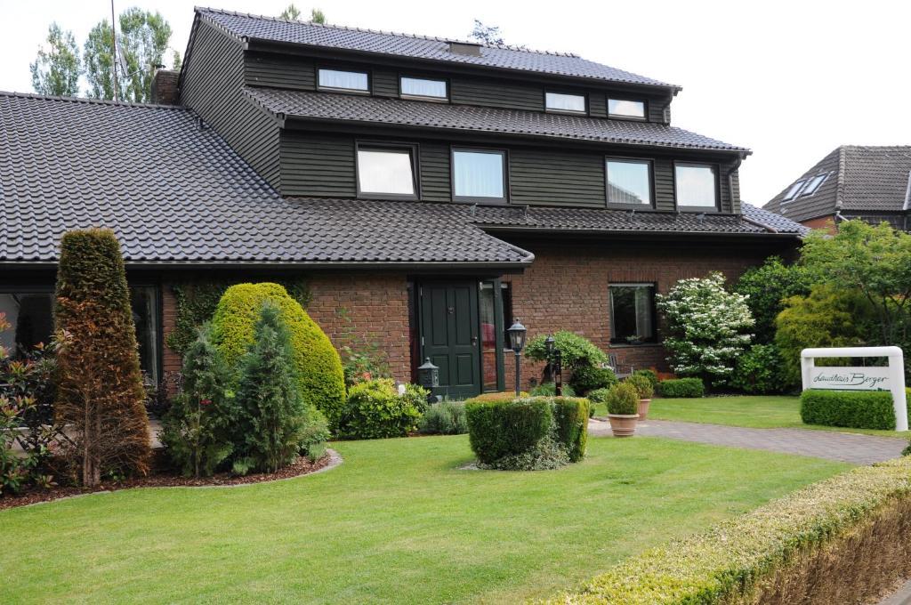 Feldhausen Landhaus Berger旅馆 外观 照片